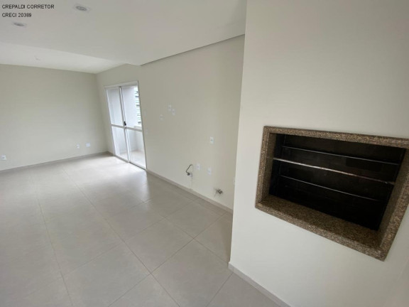 Imagem Imóvel com 3 Quartos à Venda, 290 m² em Comerciário - Criciúma Imagem Imóvel com 3 Quartos à Venda, 290 m² em Comerciário - Criciúma