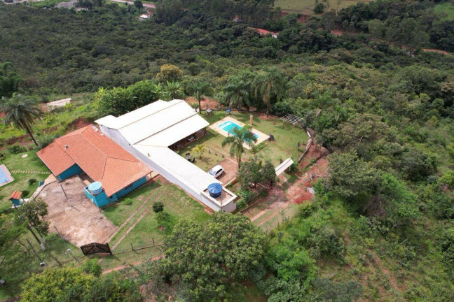 Imagem Chácara com 4 Quartos à Venda, 2.000 m² em Centro - Itatiaiuçu