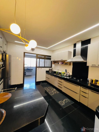 Imagem Apartamento com 3 Quartos à Venda, 177 m² em Centro - Patos De Minas Imagem Apartamento com 3 Quartos à Venda, 177 m² em Centro - Patos De Minas