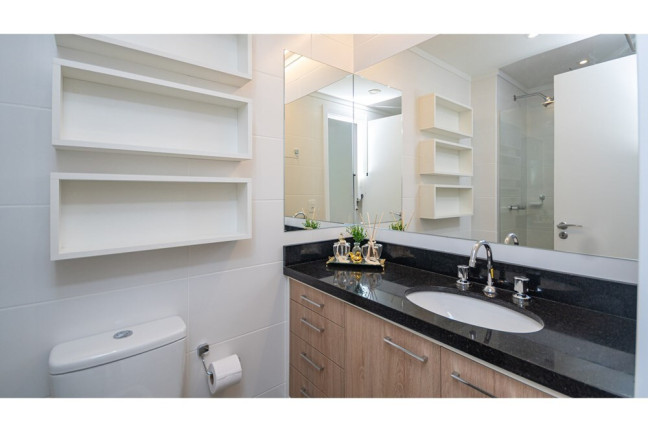 Imagem Apartamento com 2 Quartos à Venda, 54 m² em Rio Branco - Porto Alegre