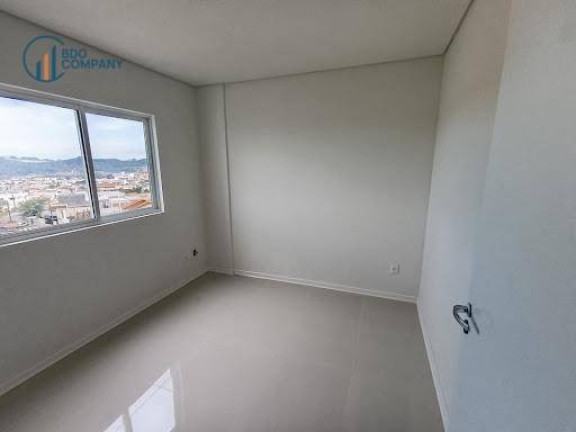 Apartamento com 2 Quartos à Venda ou Locação, 70 m² em Jardim California - Irati