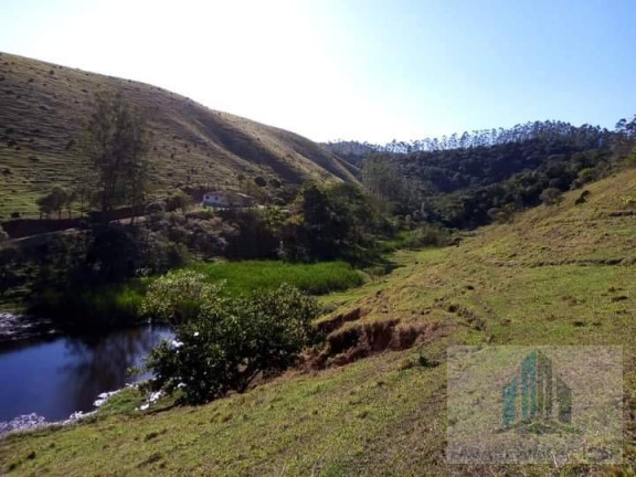 Imagem Chácara com 2 Quartos à Venda, 14.000 m² em Centro - Igaratá