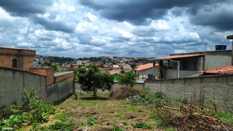 Imagem Terreno à Venda, 360 m² em Veneza - Ribeirão Das Neves Imagem Terreno à Venda, 360 m² em Veneza - Ribeirão Das Neves