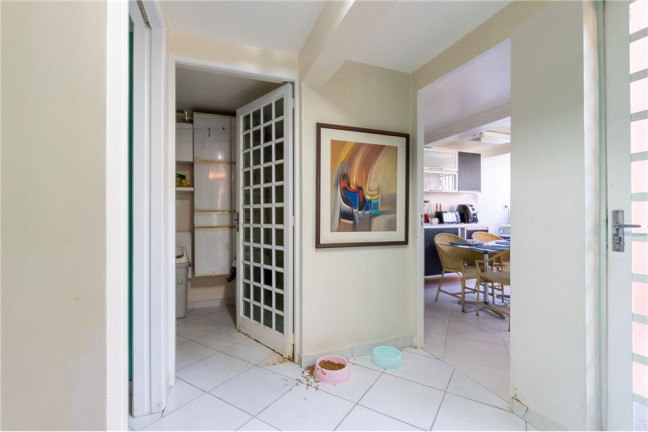 Imagem Casa com 8 Quartos à Venda, 412 m² em Bela Vista - São Paulo Imagem Casa com 8 Quartos à Venda, 412 m² em Bela Vista - São Paulo