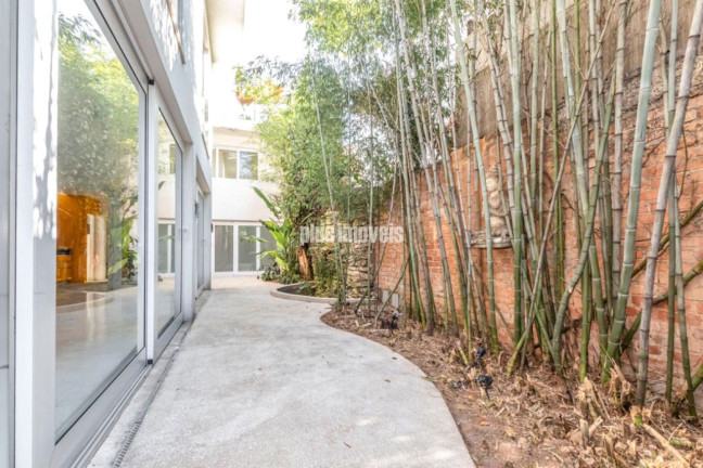 Imagem Casa com 3 Quartos à Venda, 360 m² em Jardim Paulista - São Paulo