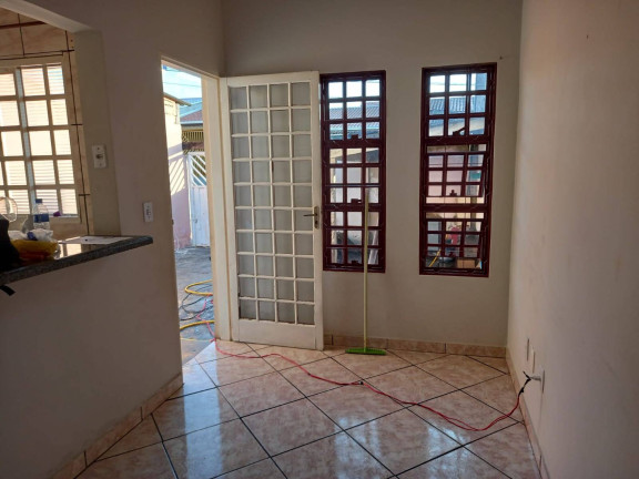 Imagem Casa com 2 Quartos à Venda, em Jardim Santa Esmeralda - Sorocaba Imagem Casa com 2 Quartos à Venda, em Jardim Santa Esmeralda - Sorocaba