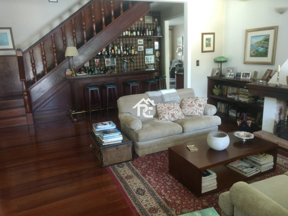 Imagem Casa com 5 Quartos à Venda, 3.100 m² em Vila Progresso - Niterói