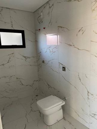Imagem Casa com 3 Quartos à Venda, em Centro - Barra Velha Imagem Casa com 3 Quartos à Venda, em Centro - Barra Velha