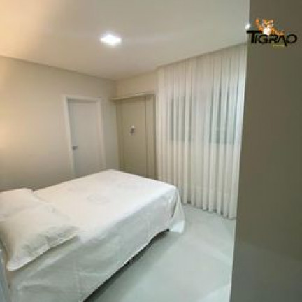Imagem Apartamento com 3 Quartos à Venda, 135 m² em Meia Praia - Itapema