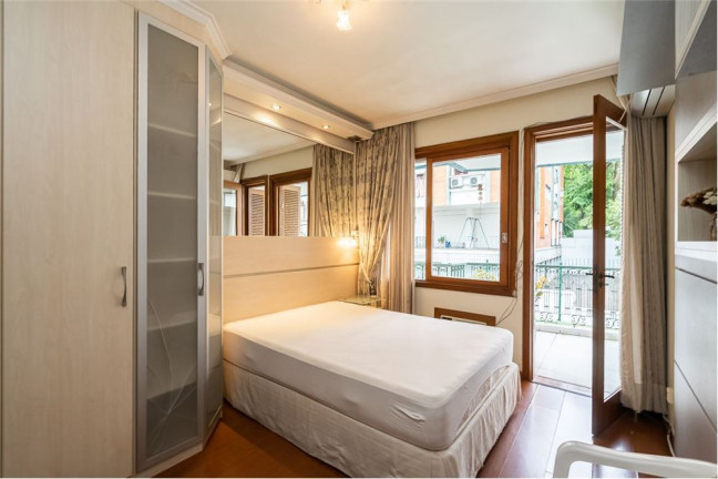 Imagem Apartamento com 3 Quartos à Venda, 131 m² em Higienópolis - Porto Alegre