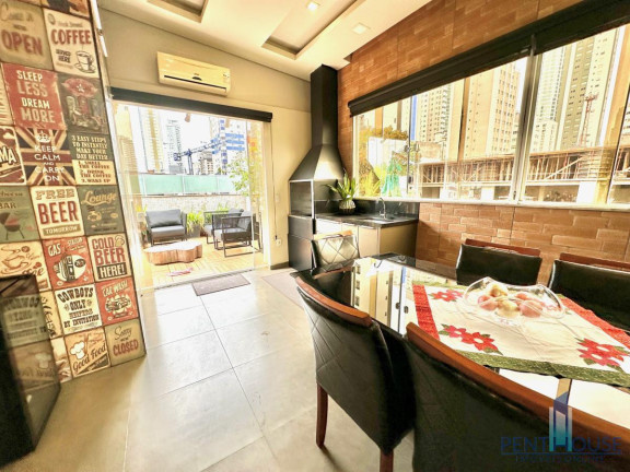 Imagem Apartamento com 3 Quartos à Venda, 209 m² em Centro - Balneário Camboriú Imagem Apartamento com 3 Quartos à Venda, 209 m² em Centro - Balneário Camboriú