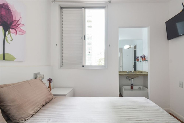 Imagem Apartamento com 2 Quartos à Venda, 70 m² em Moema - São Paulo