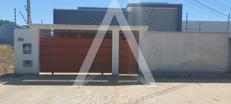 Casa com 3 Quartos à Venda,  em Jardim Terra Rica - Sinop
