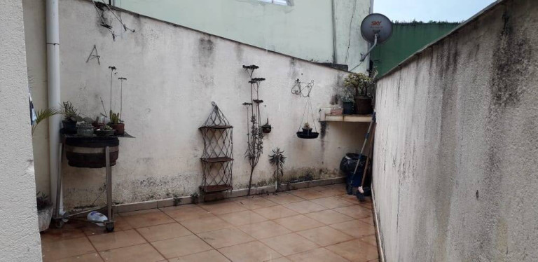 Imagem Casa com 3 Quartos à Venda, em Taboão - Diadema Imagem Casa com 3 Quartos à Venda, em Taboão - Diadema