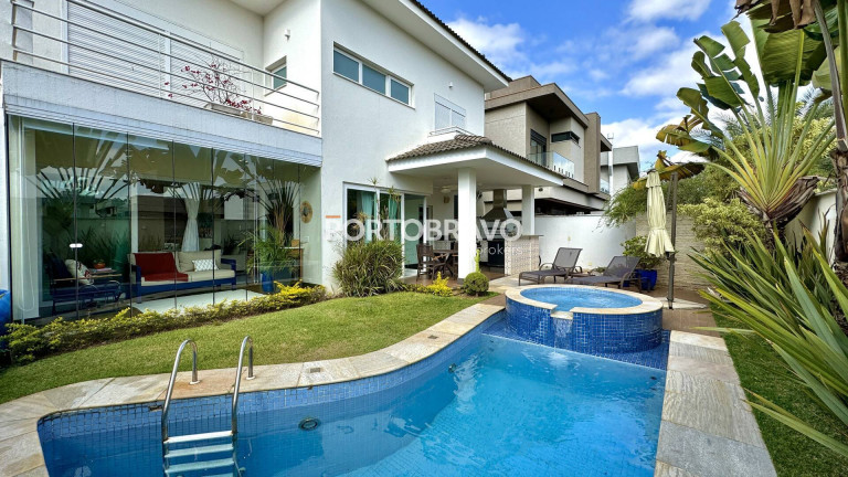 Imagem Casa com 4 Quartos à Venda, 400 m² em Tamboré - Santana De Parnaíba Imagem Casa com 4 Quartos à Venda, 400 m² em Tamboré - Santana De Parnaíba