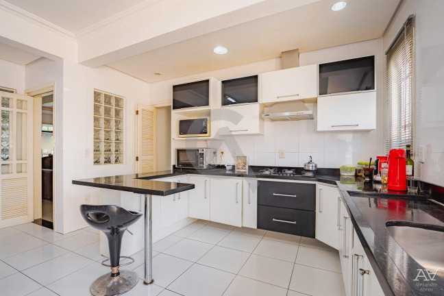 Imagem Casa com 4 Quartos à Venda, 194 m² em Moinhos De Vento - Canoas