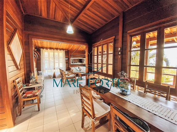 Imagem Casa com 5 Quartos à Venda, 300 m² em Enseada - Ubatuba