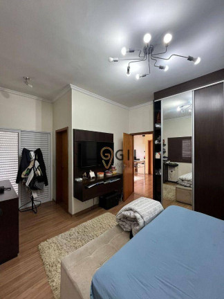 Imagem Sobrado com 3 Quartos à Venda, 240 m² em Villa Branca - Jacareí