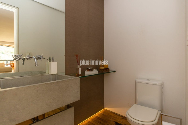 Imagem Apartamento com 3 Quartos à Venda, 234 m² em Moema - São Paulo Imagem Apartamento com 3 Quartos à Venda, 234 m² em Moema - São Paulo