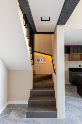 Imagem Casa com 3 Quartos à Venda, 134 m²