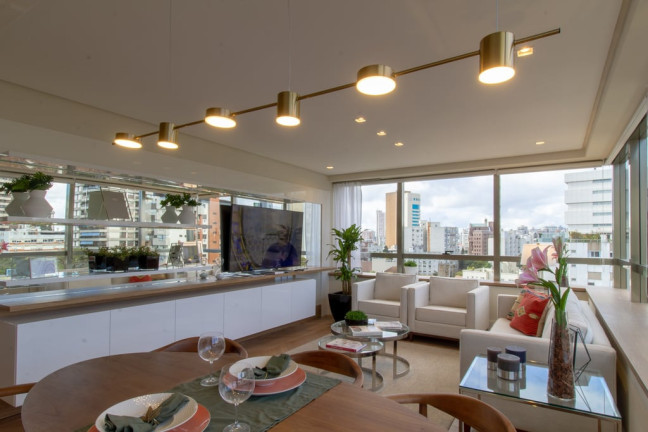 Imagem Apartamento com 3 Quartos à Venda, 131 m² em Moinhos De Vento - Porto Alegre