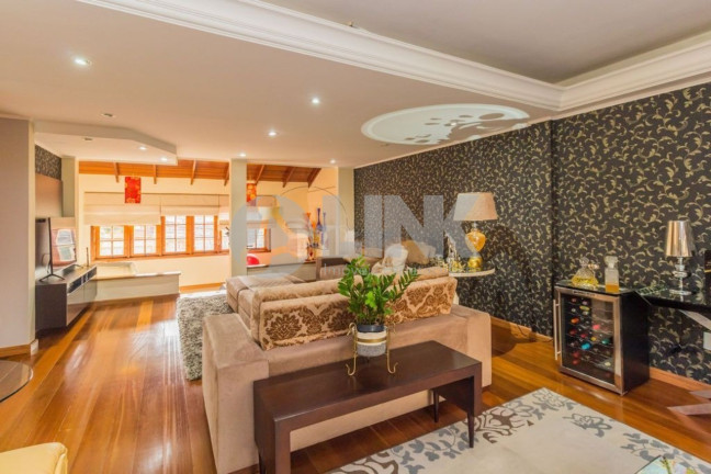 Imagem Casa com 4 Quartos à Venda, 422 m² em Jardim Itu - Porto Alegre