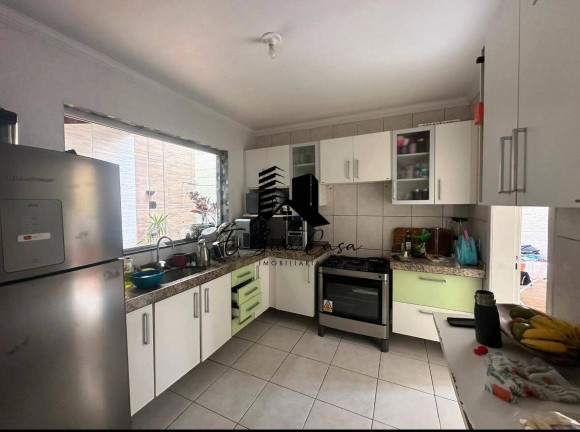 Imagem Casa com 4 Quartos à Venda, 160 m² em Cabral - Contagem