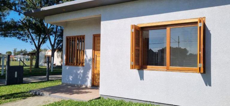Imagem Casa com 2 Quartos à Venda, 65 m² em -- - Rainha Do Mar Imagem Casa com 2 Quartos à Venda, 65 m² em -- - Rainha Do Mar