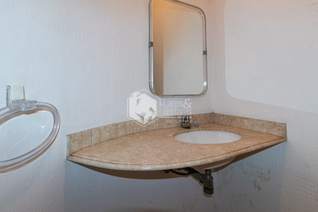Imagem Sobrado com 5 Quartos à Venda, 209 m² em Moema - São Paulo Imagem Sobrado com 5 Quartos à Venda, 209 m² em Moema - São Paulo