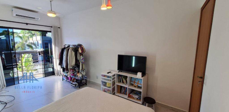 Imagem Casa com 2 Quartos à Venda, 114 m² em São João Do Rio Vermelho - Florianópolis Imagem Casa com 2 Quartos à Venda, 114 m² em São João Do Rio Vermelho - Florianópolis