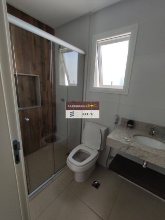 Imagem Casa de Condomínio com 3 Quartos à Venda, 160 m² em Parque Das Laranjeiras - Goiânia