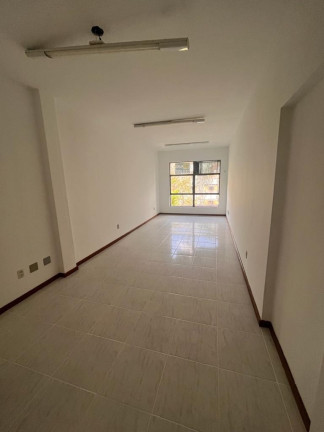 Imóvel Comercial à Venda, 40 m² em Petrópolis - Porto Alegre