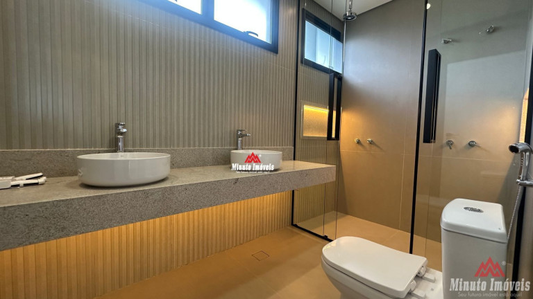 Imagem Casa com 4 Quartos à Venda, 229 m² em Centro - Jundiaí Imagem Casa com 4 Quartos à Venda, 229 m² em Centro - Jundiaí