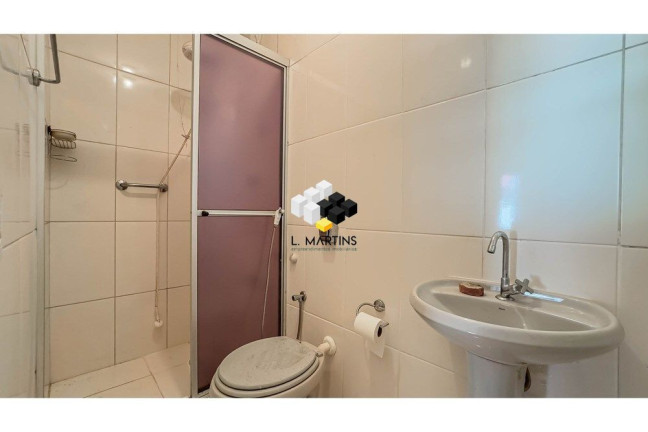 Imagem Casa com 4 Quartos à Venda, 245 m² em Petrópolis - Porto Alegre Imagem Casa com 4 Quartos à Venda, 245 m² em Petrópolis - Porto Alegre