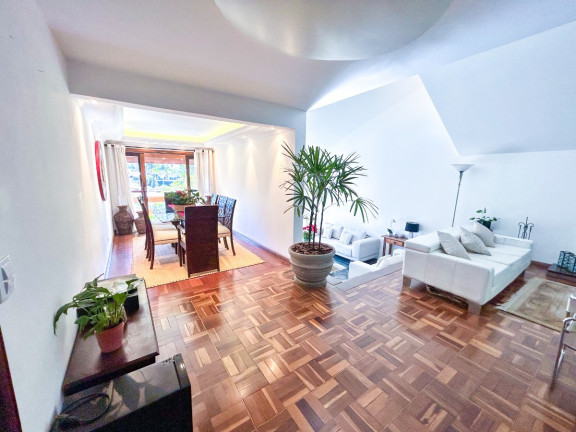Imagem Casa com 3 Quartos à Venda, 350 m² em Jardim Marajoara - São Paulo Imagem Casa com 3 Quartos à Venda, 350 m² em Jardim Marajoara - São Paulo
