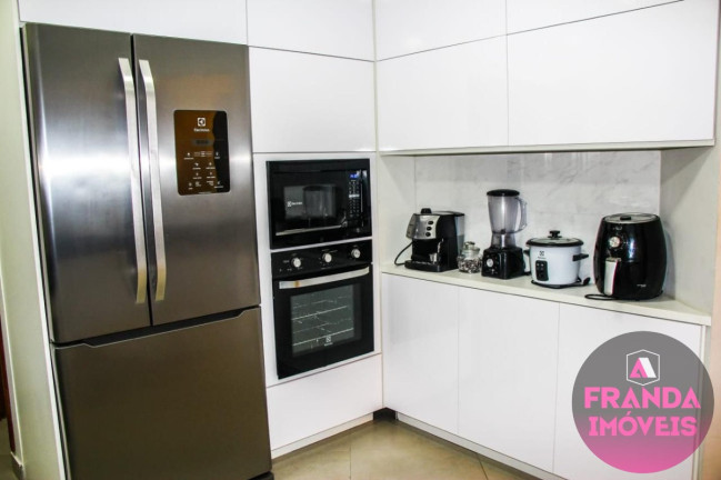 Imagem Casa de Condomínio com 3 Quartos à Venda, 180 m² em Horto Florestal - Ubatuba