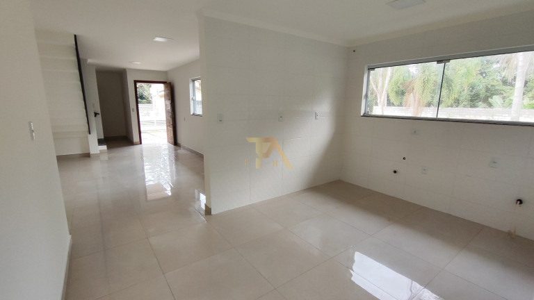 Imagem Imóvel com 2 Quartos à Venda, em Araçatuba - Imbituba Imagem Imóvel com 2 Quartos à Venda, em Araçatuba - Imbituba