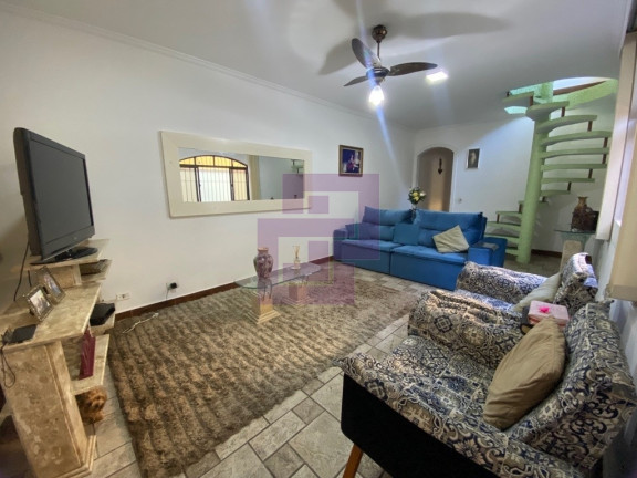 Imagem Sobrado com 4 Quartos à Venda, 140 m² em Vila Santa Rosa - Guarujá Imagem Sobrado com 4 Quartos à Venda, 140 m² em Vila Santa Rosa - Guarujá