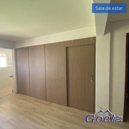 Imagem Sobrado com 4 Quartos à Venda, 330 m² em Colonia Faria - Colombo