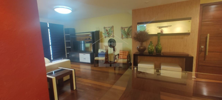 Imagem Imóvel com 3 Quartos à Venda, 150 m² em Icaraí - Niterói Imagem Imóvel com 3 Quartos à Venda, 150 m² em Icaraí - Niterói
