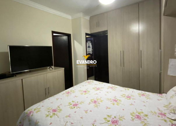Imagem Casa com 4 Quartos à Venda, 300 m² em Recanto Dos Pássaros - Cuiabá Imagem Casa com 4 Quartos à Venda, 300 m² em Recanto Dos Pássaros - Cuiabá