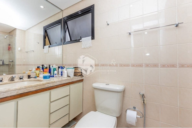 Imagem Apartamento com 3 Quartos à Venda, 101 m² em Moema - São Paulo Imagem Apartamento com 3 Quartos à Venda, 101 m² em Moema - São Paulo
