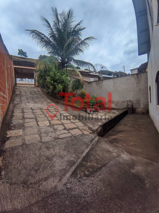 Imagem Casa com 2 Quartos à Venda, 351 m² em Caladinho - Coronel Fabriciano