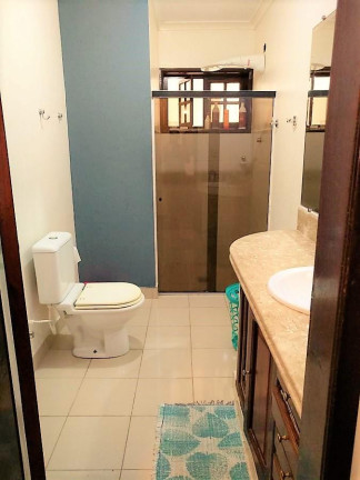 Imagem Casa com 2 Quartos à Venda, 140 m²em Imbetiba - Macaé