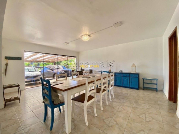 Imagem Casa com 6 Quartos à Venda, 195 m² em Centro - Xangri-lá Imagem Casa com 6 Quartos à Venda, 195 m² em Centro - Xangri-lá