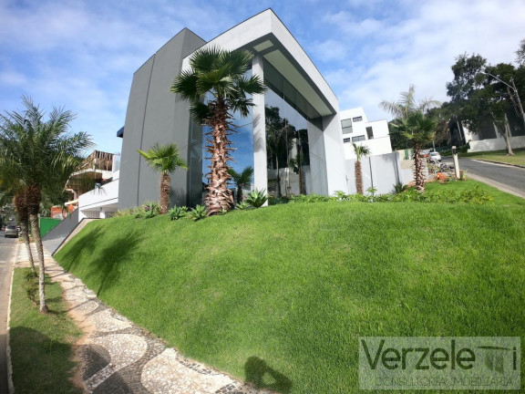 Imagem Casa com 4 Quartos à Venda, 530 m² em Barra - Balneário Camboriú Imagem Casa com 4 Quartos à Venda, 530 m² em Barra - Balneário Camboriú