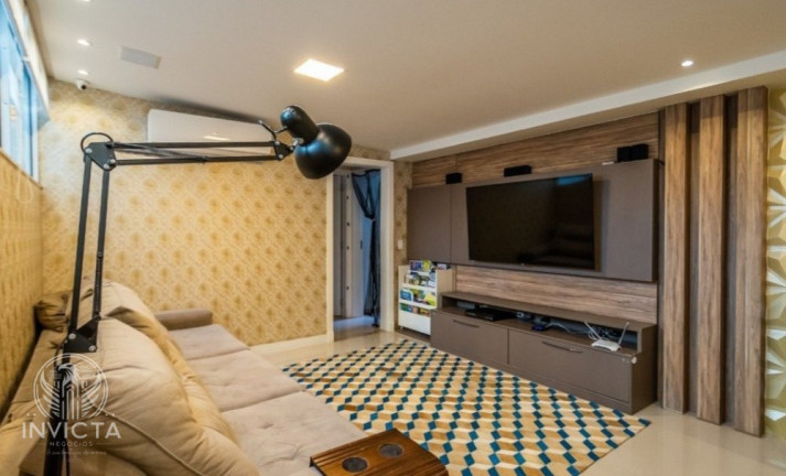 Imagem Apartamento com 3 Quartos à Venda, 100 m² em Centro - Balneário Camboriú Imagem Apartamento com 3 Quartos à Venda, 100 m² em Centro - Balneário Camboriú