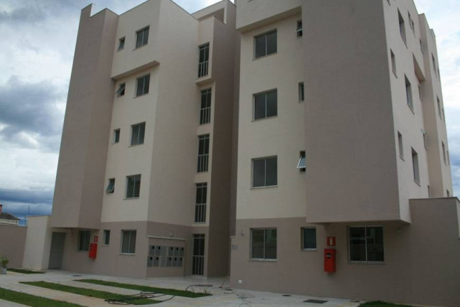 Imagem Imóvel com 2 Quartos à Venda, 45 m² em Maria Helena - Belo Horizonte