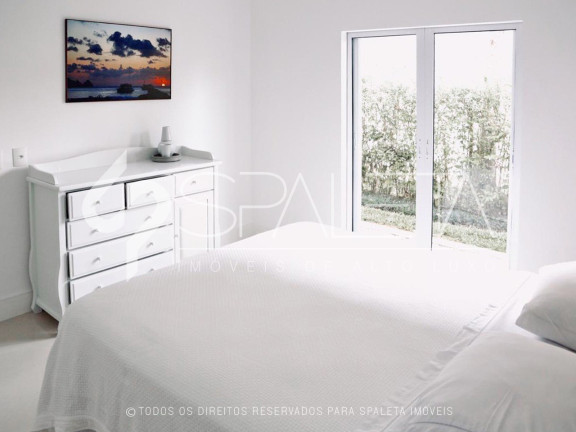 Imagem Casa com 4 Quartos à Venda,  em Cidade Jardim Tom - Guarujá