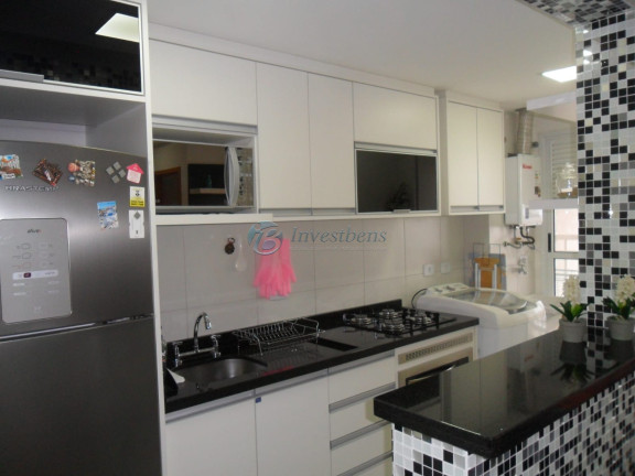 Imagem Apartamento com 2 Quartos à Venda, 52 m² em Capão Raso - Curitiba Imagem Apartamento com 2 Quartos à Venda, 52 m² em Capão Raso - Curitiba